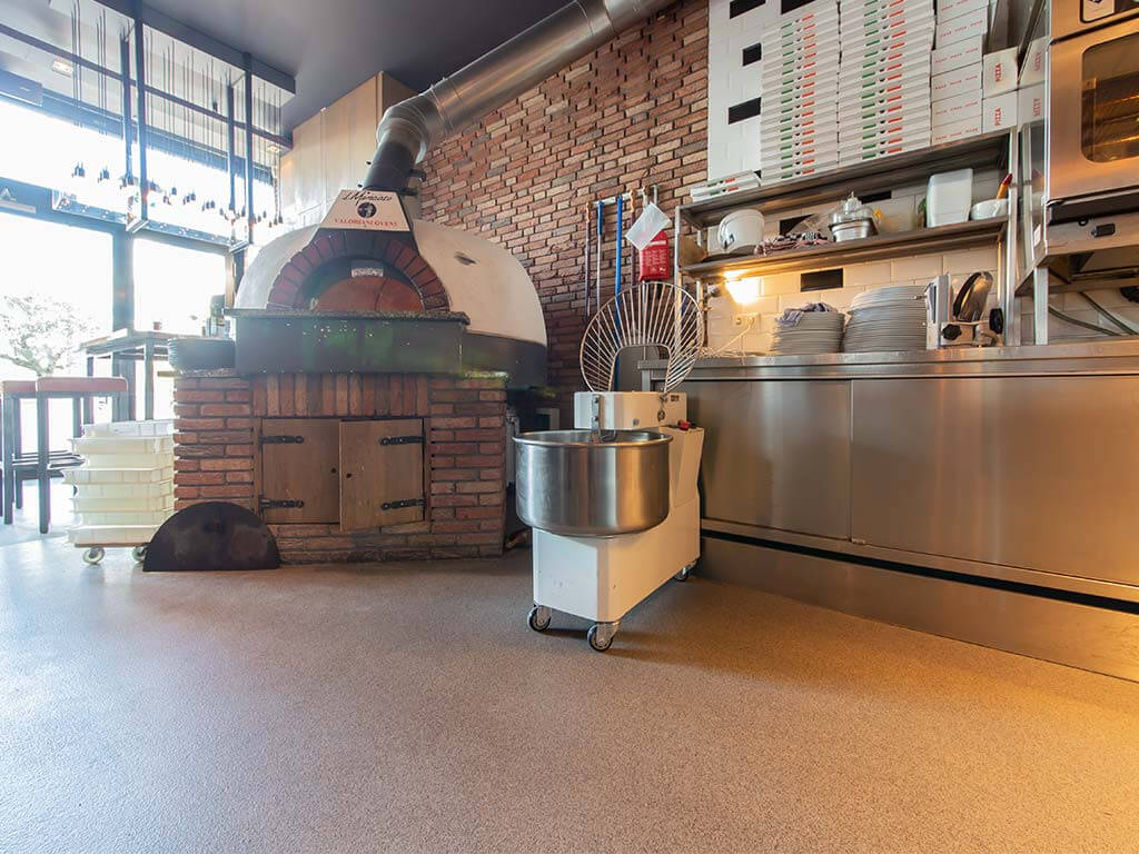 restaurantvloerpizzaria.jpg